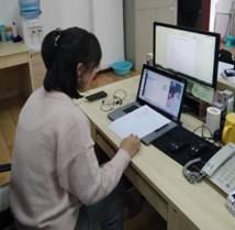 beat365英国官网网站王靖晶老师和受资助学生家庭3